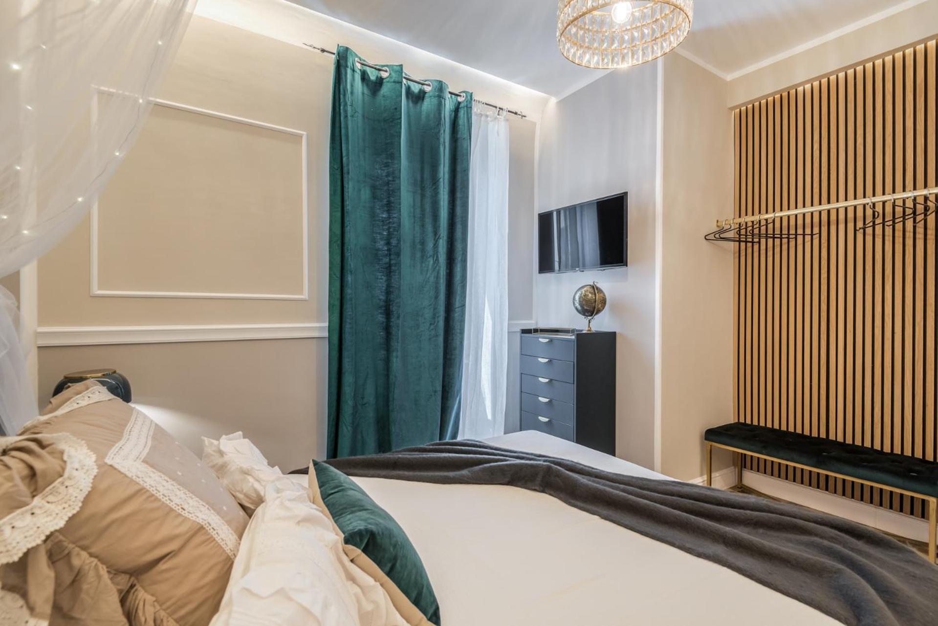 Moulin Rouge Lerici Apartment Exterior photo